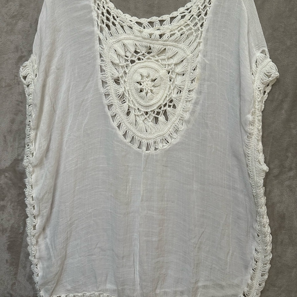 MT Collection‎ Cream Crochet Knit Top